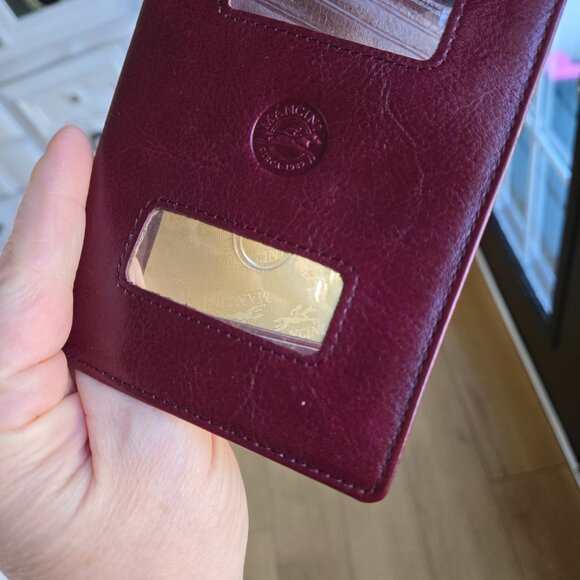 Passport cover - Picture 2 of 4